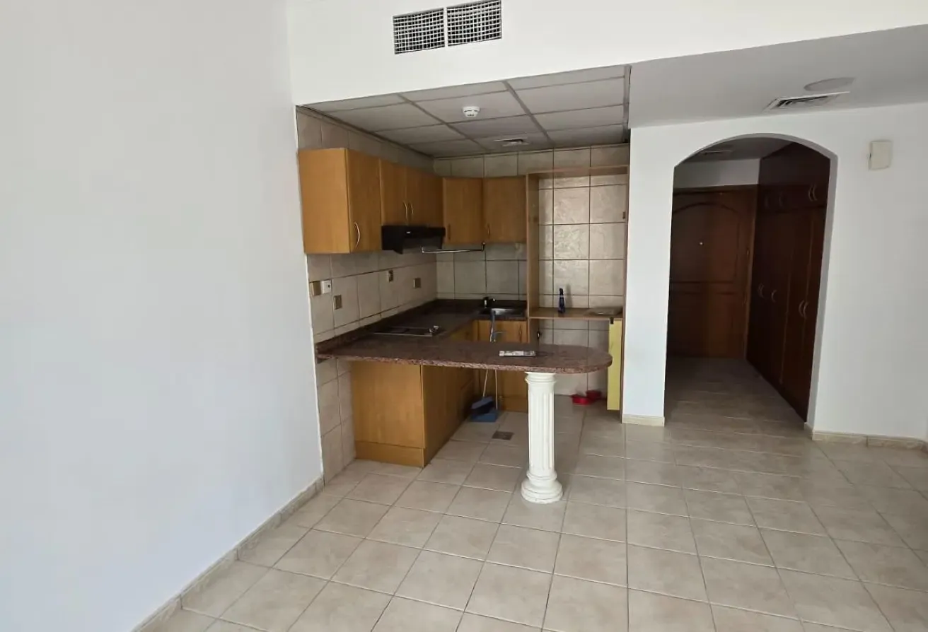 Near to Metro Station | Garden Apartments West F