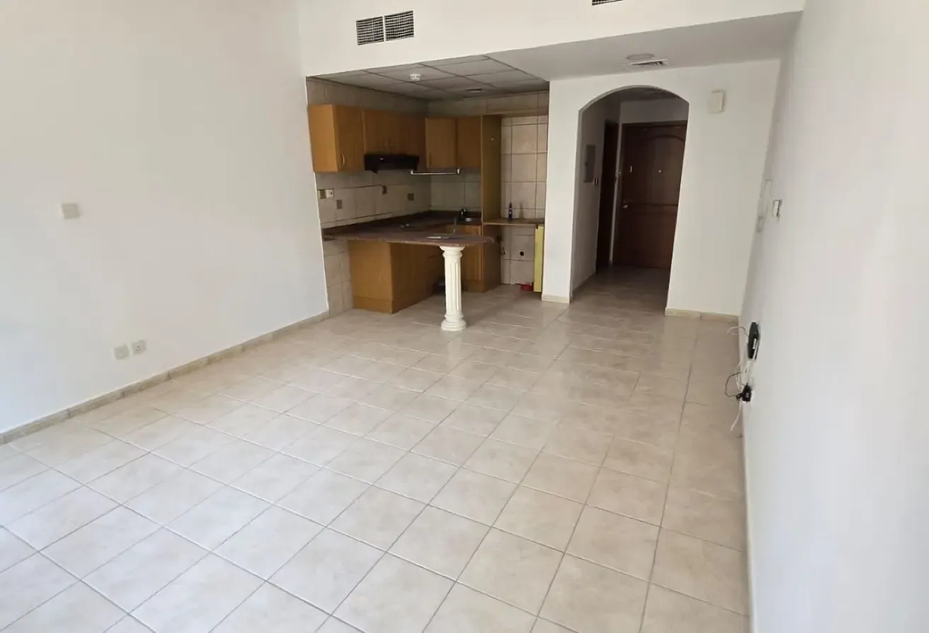 Near to Metro Station | Garden Apartments West F
