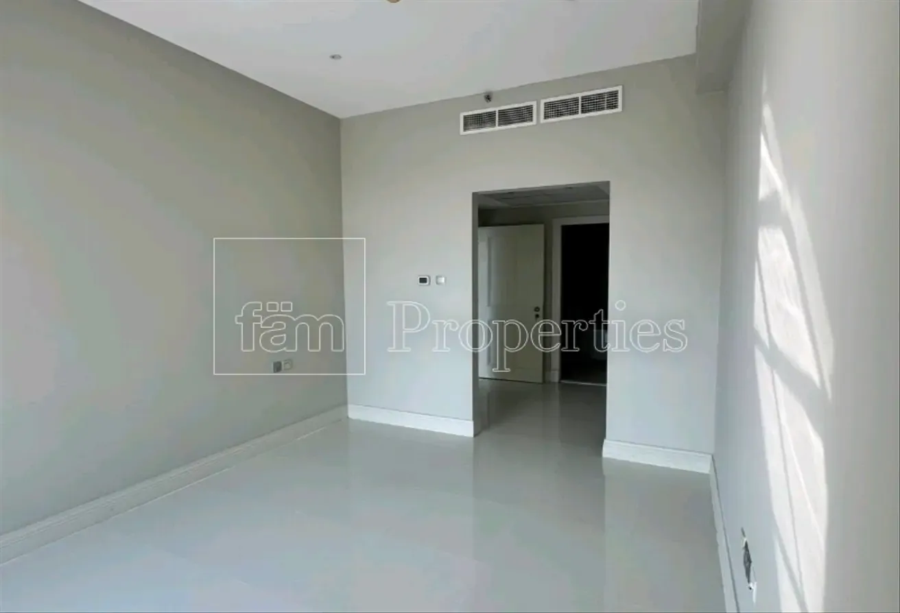 Near Nibra And Brs School |Vacant |With Balcony