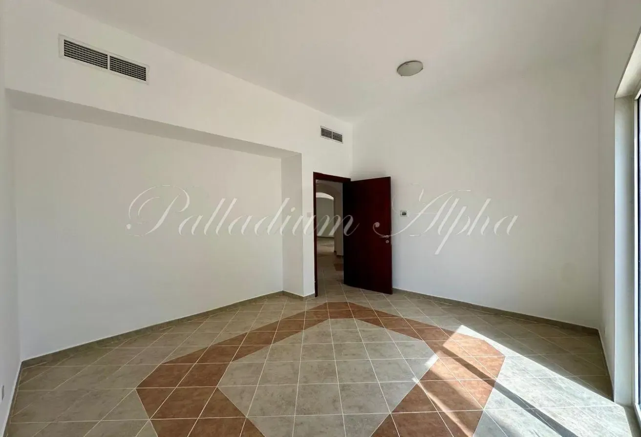 Family Villa | Perimeter Location | Outstanding
