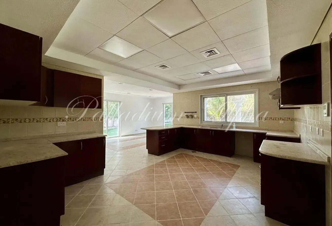 Family Villa | Perimeter Location | Outstanding