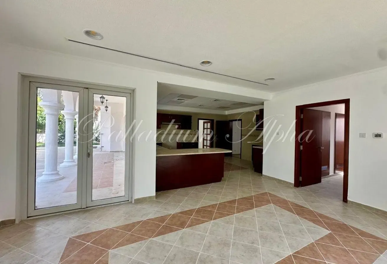 Family Villa | Perimeter Location | Outstanding