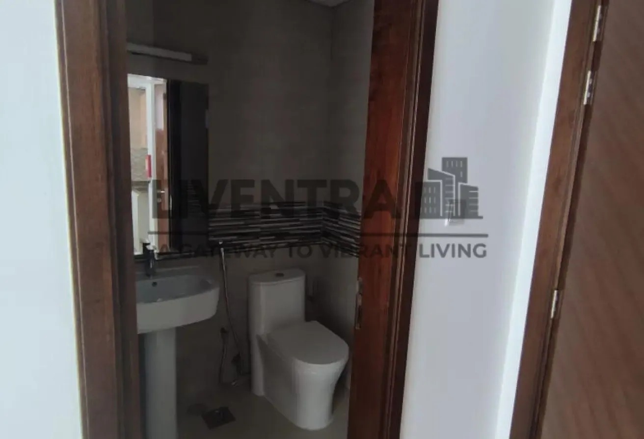 Spacious 1BHK Apartment for Rent in Dubai Investme