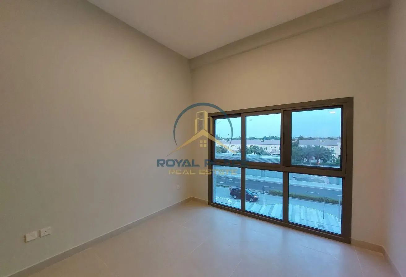 Bright Elegant | Spacious | Prime location