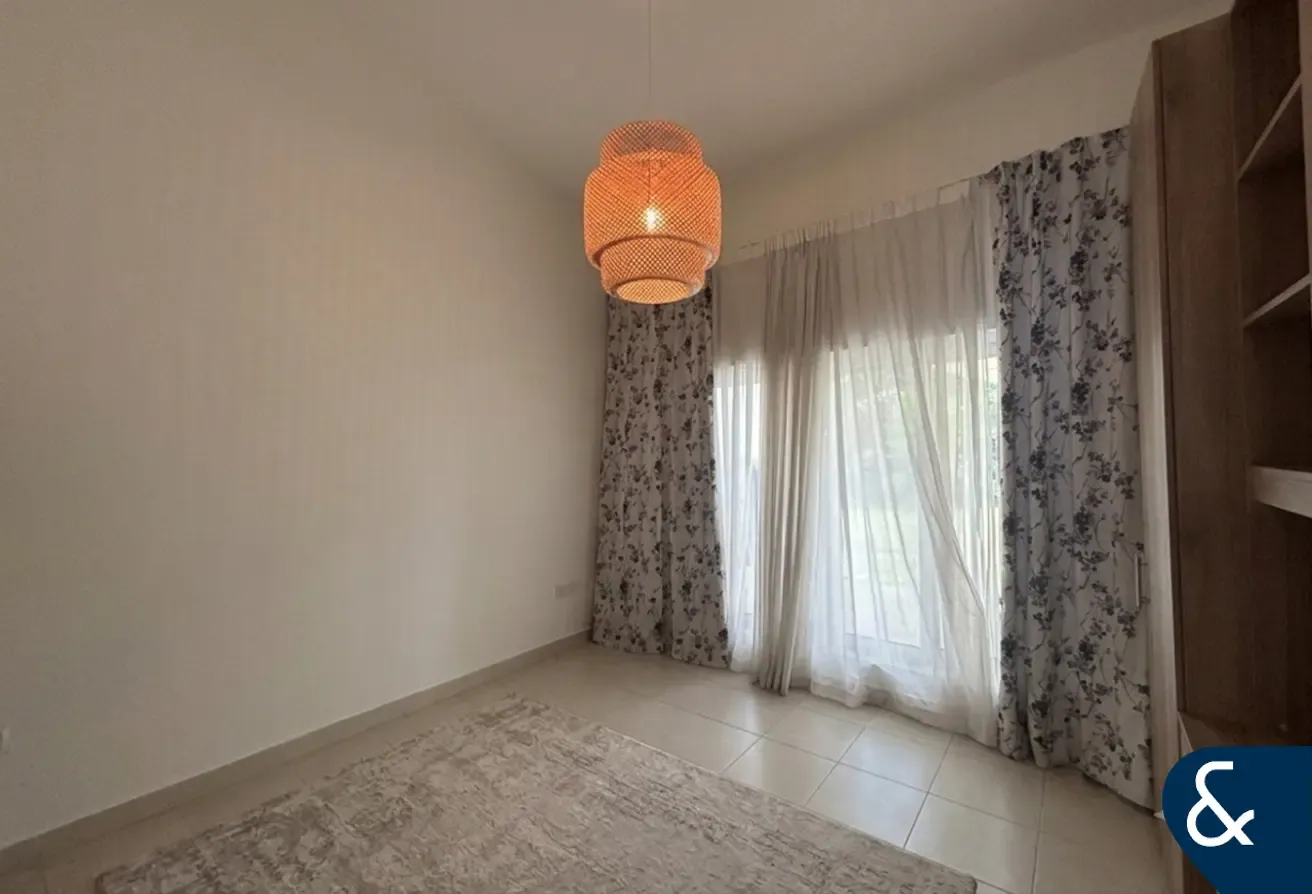 Well-Maintained | Landscaped | Close to Gate