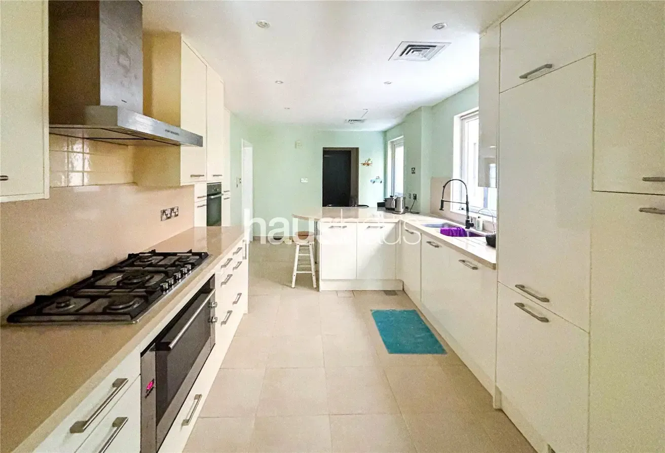 Pool Backing | Fully Upgraded | Extended