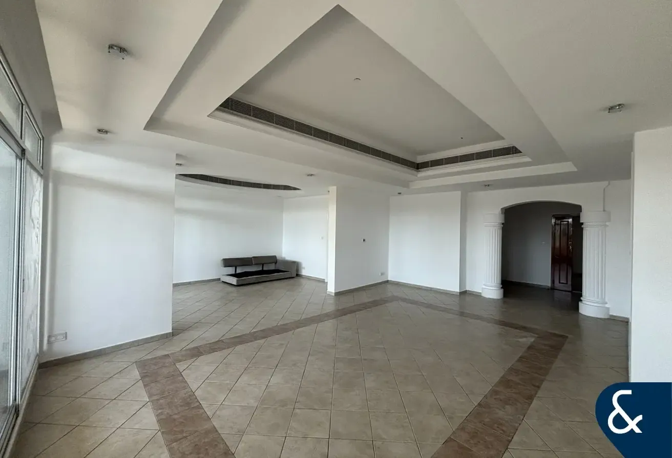 Huge Layout | Vacant | Terrace Apartment