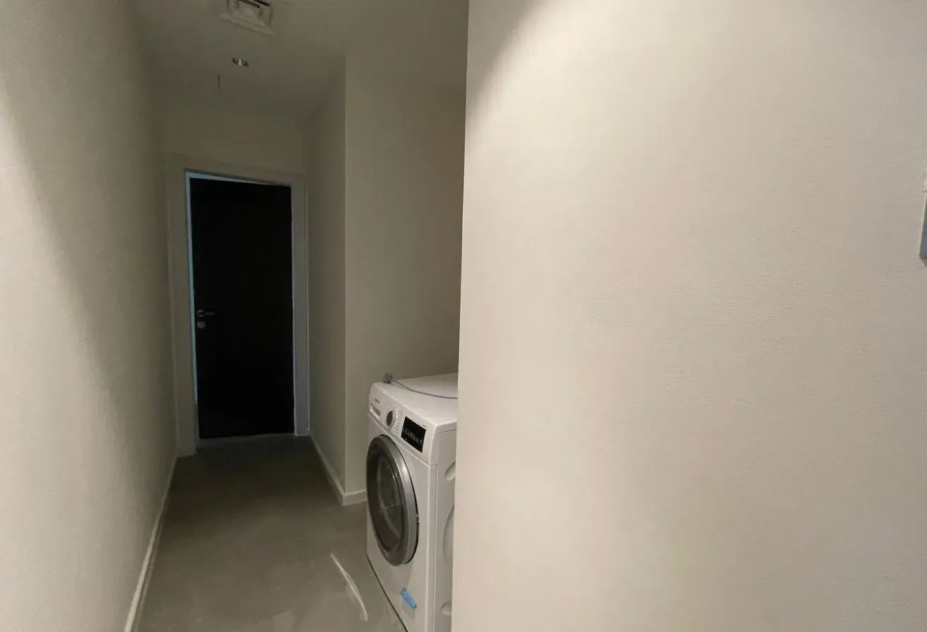 Rare to find ! Vacant on September ! Amazing views