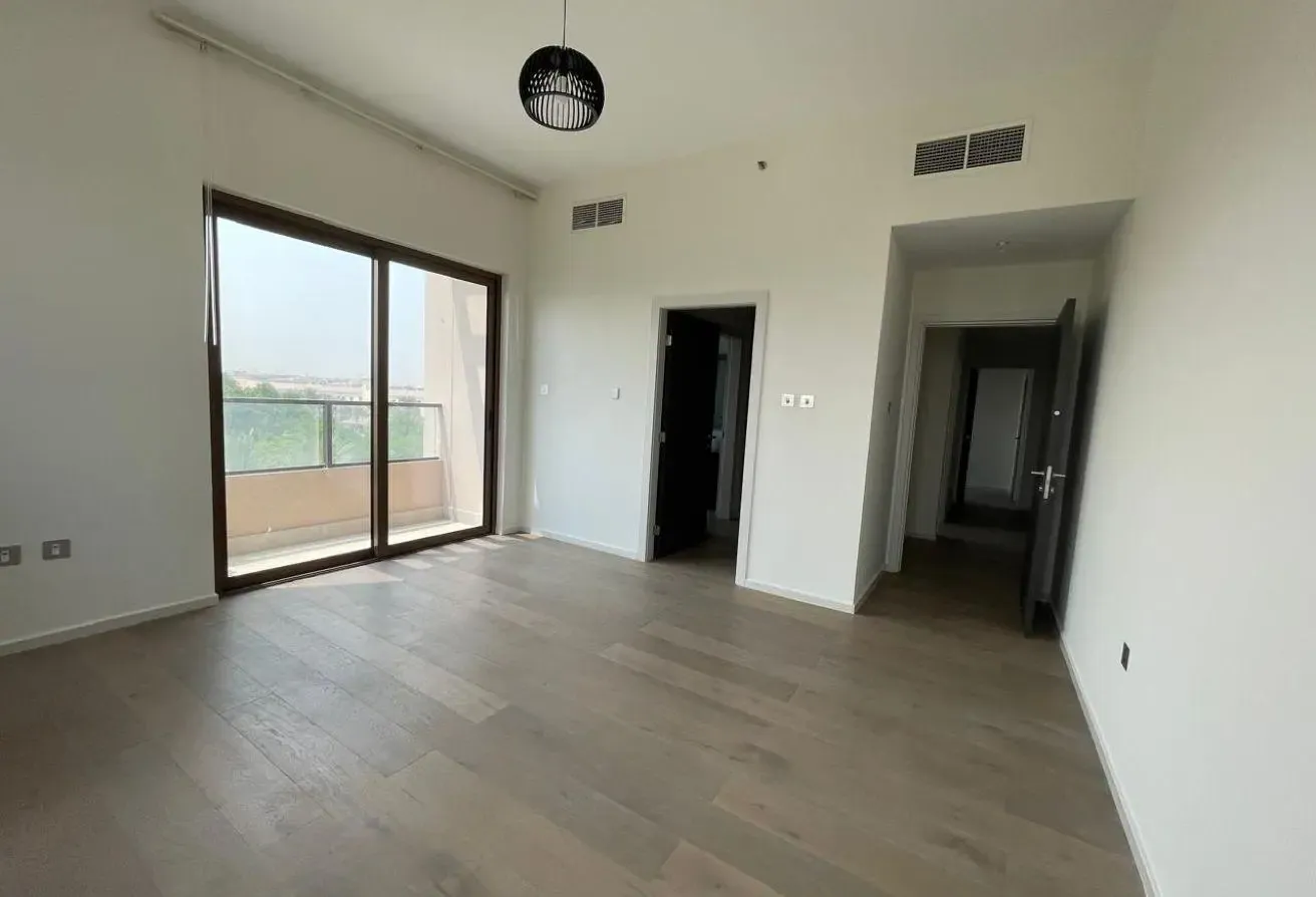 Rare to find ! Vacant on September ! Amazing views