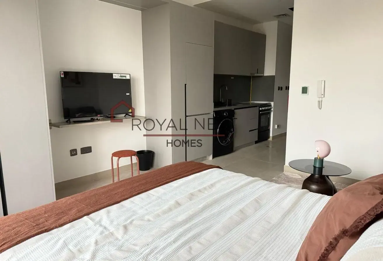 Big Layout | Immediate Move  | Community View