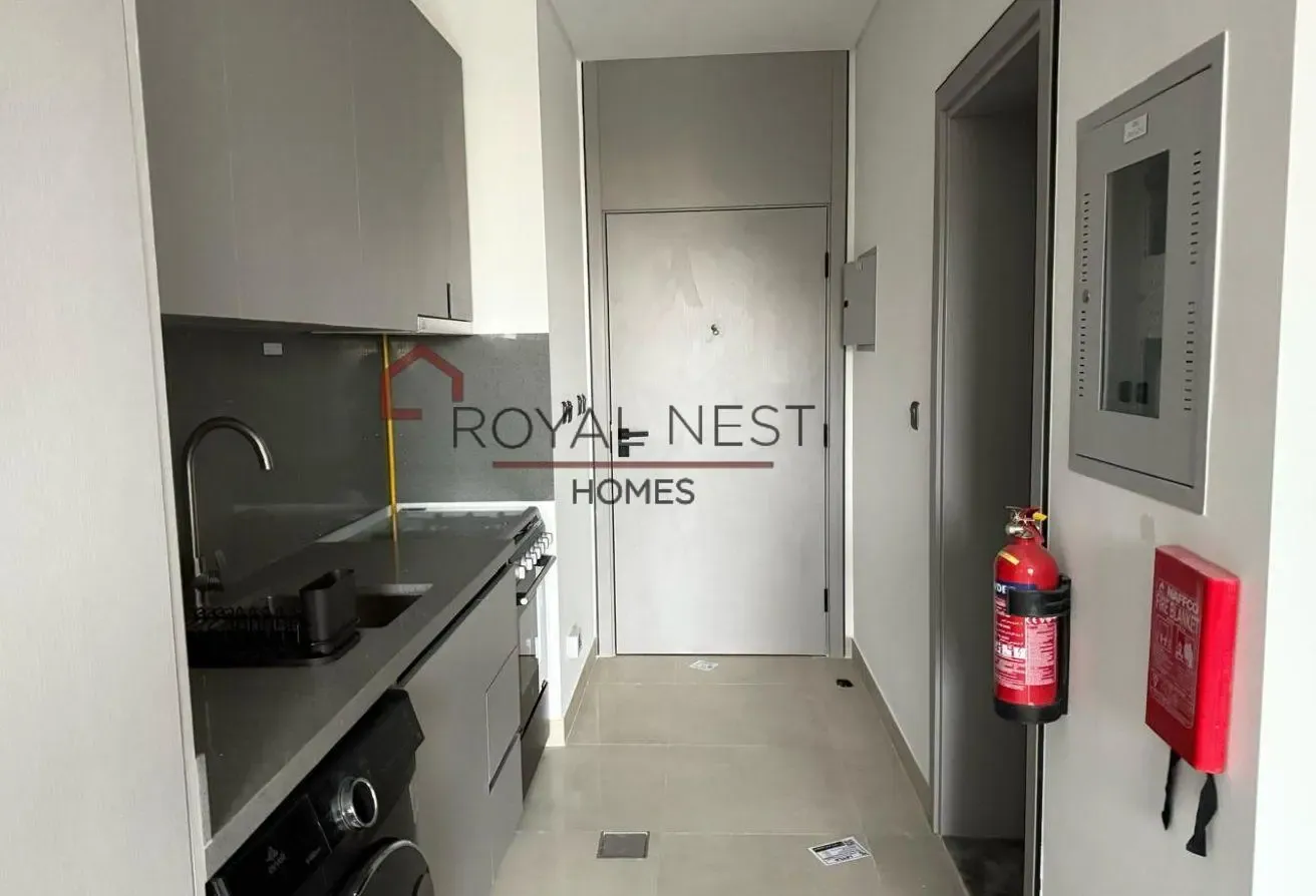 Big Layout | Immediate Move  | Community View