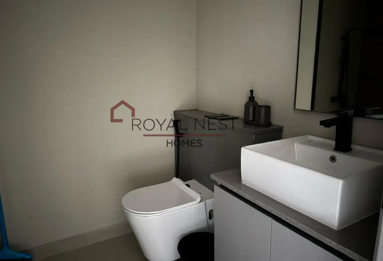 Big Layout | Immediate Move  | Community View