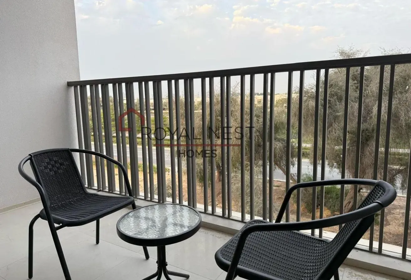 Big Layout | Immediate Move  | Community View