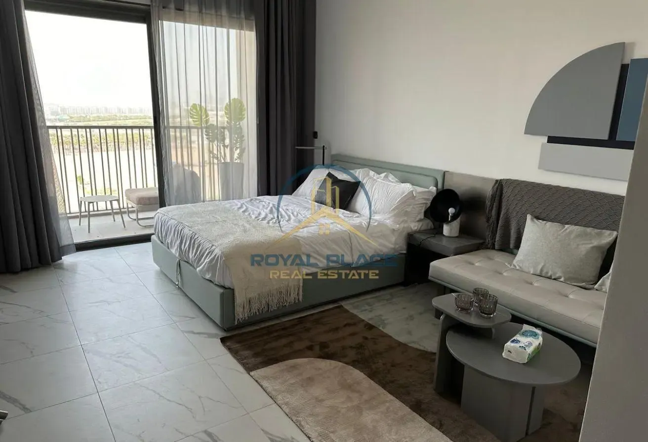 Modern Studio | Spacious Layout | Balcony