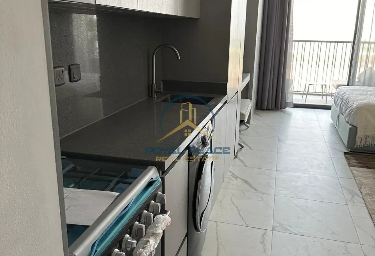 Modern Studio | Spacious Layout | Balcony