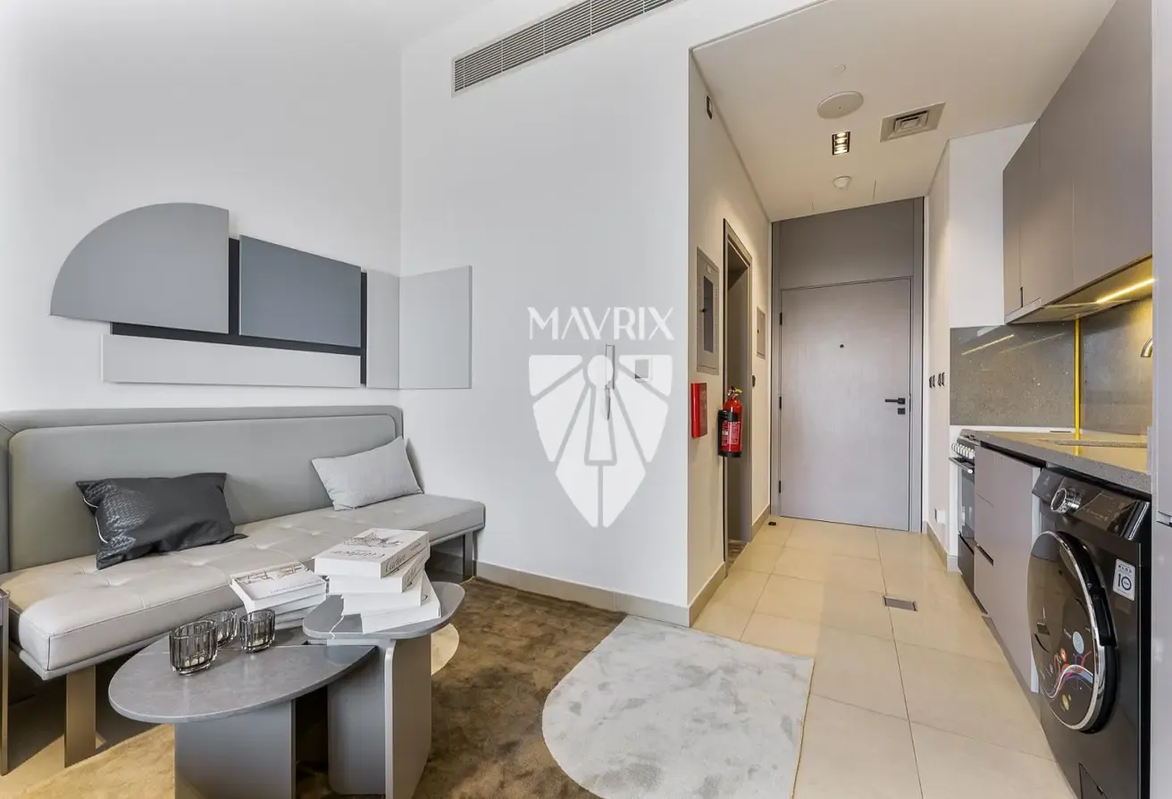 Furnished Studio | Near Downtown | Move In Ready