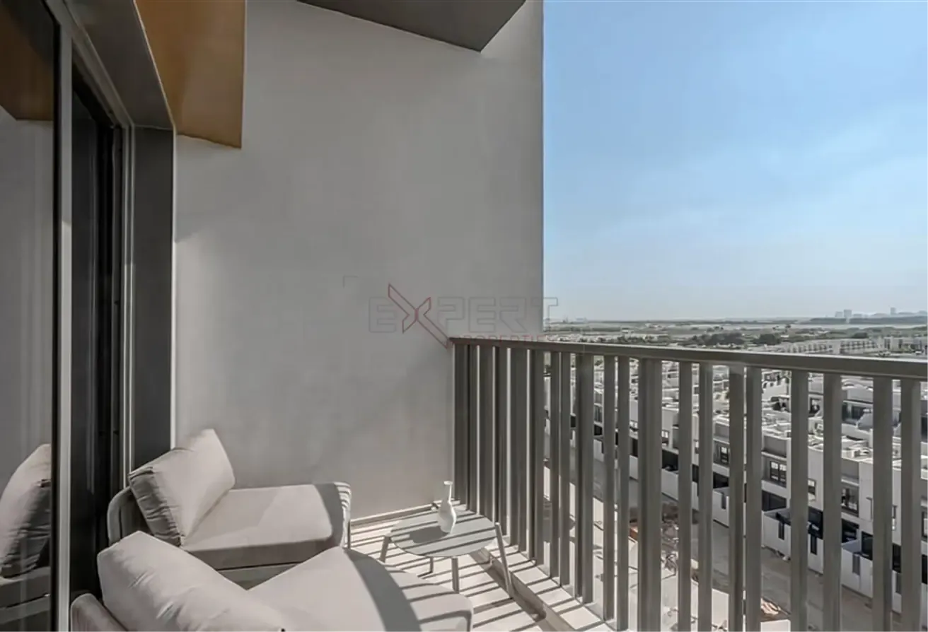 Bright & Luxury Studio | Brand New | Vacant