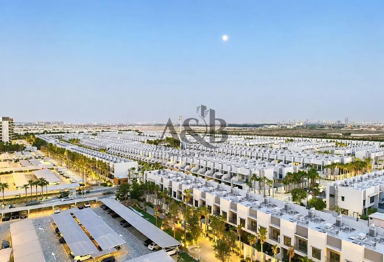 FULLY FURNISHED | OPEN VIEW | MULTIPLE CHEQUES