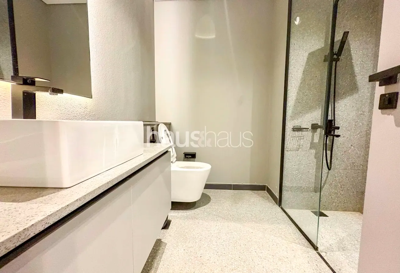 Modern Studio | High Floor | Ready to Move In
