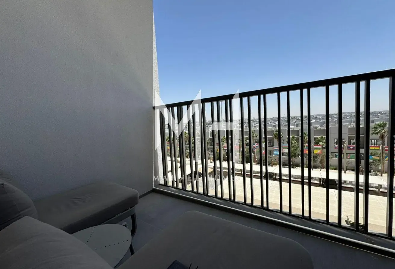 Up to 6 Cheques | Furnished | Townhouse View