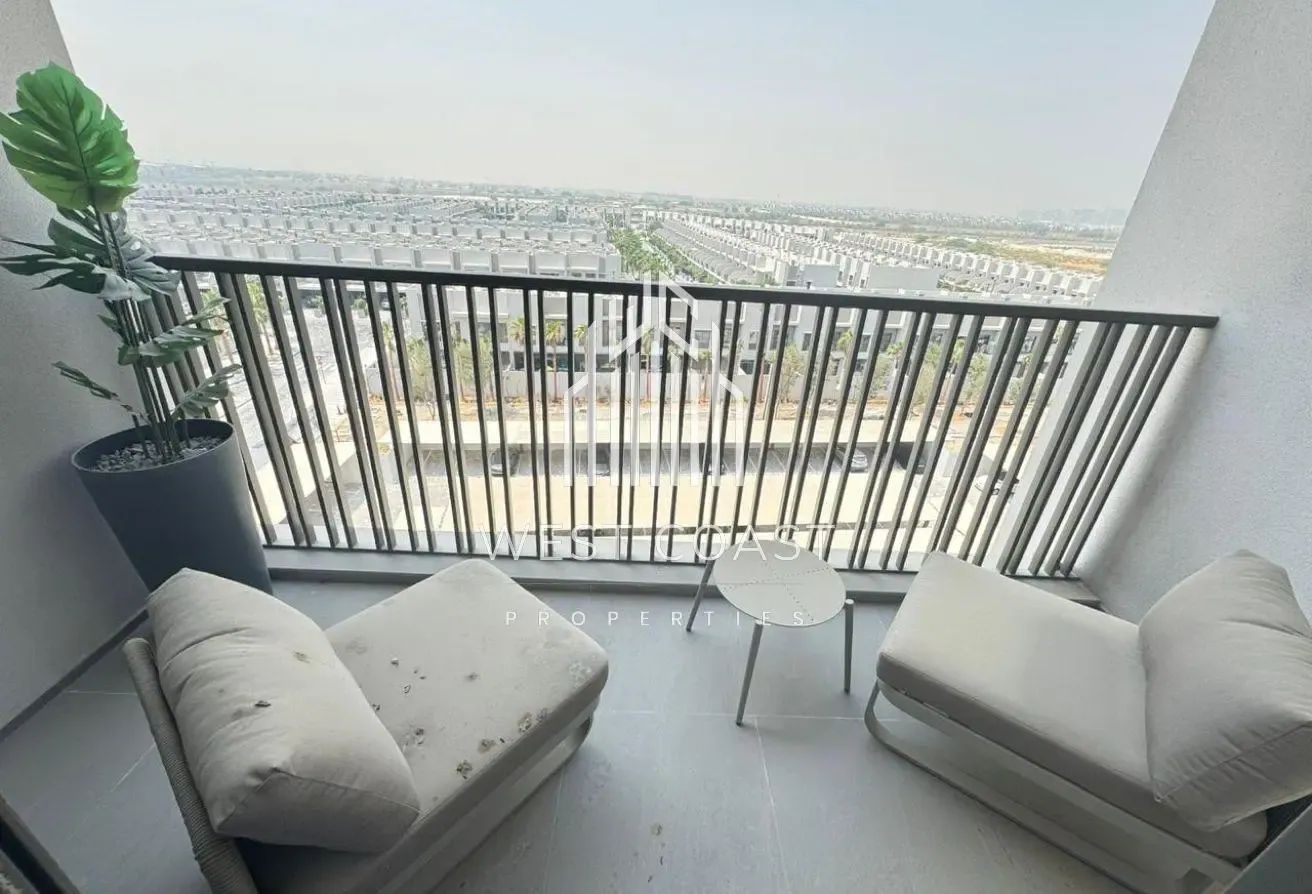 Furnished Studio | Community | Close to the City