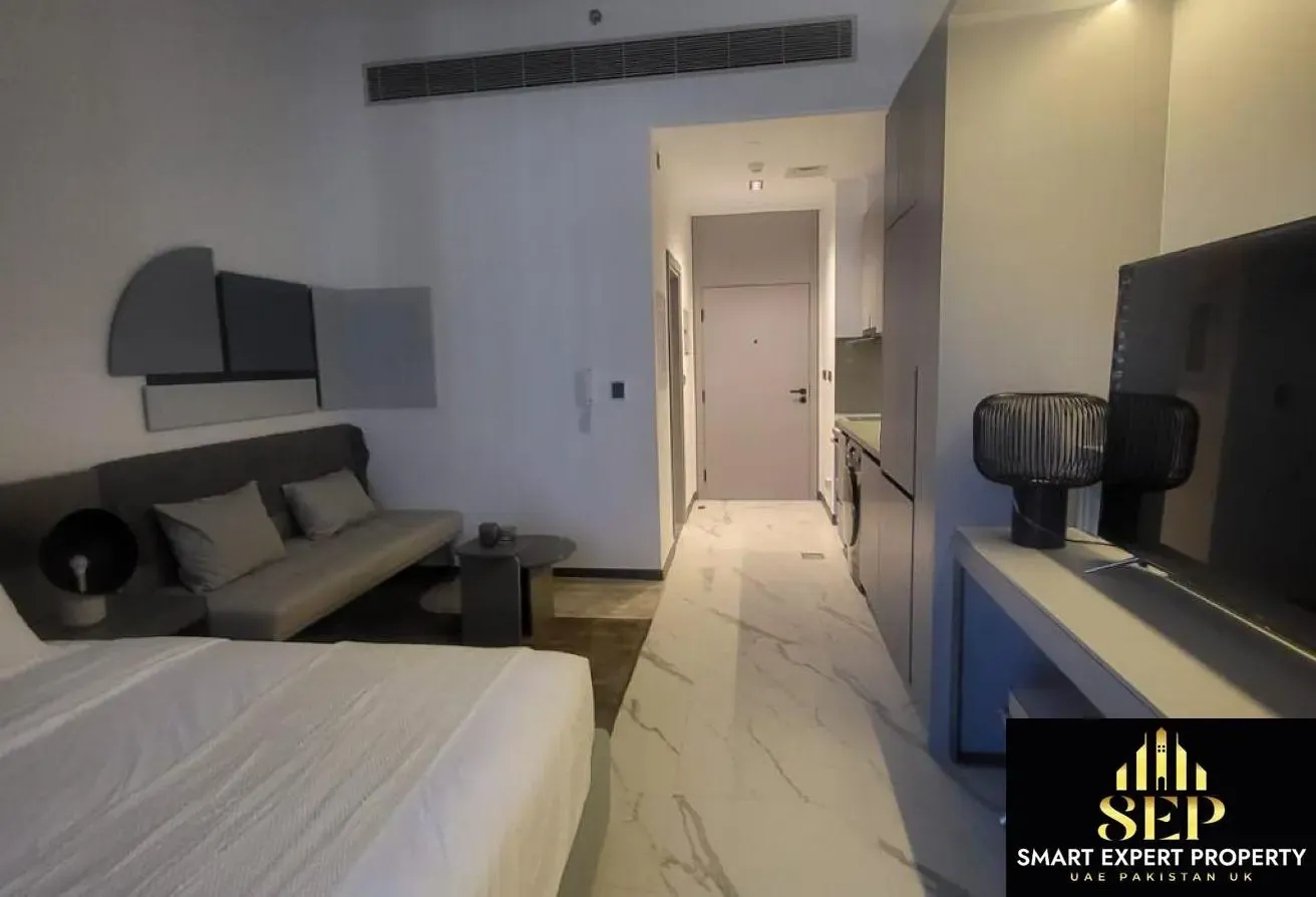 Highest Floor | Furnished | Flexible Cheques