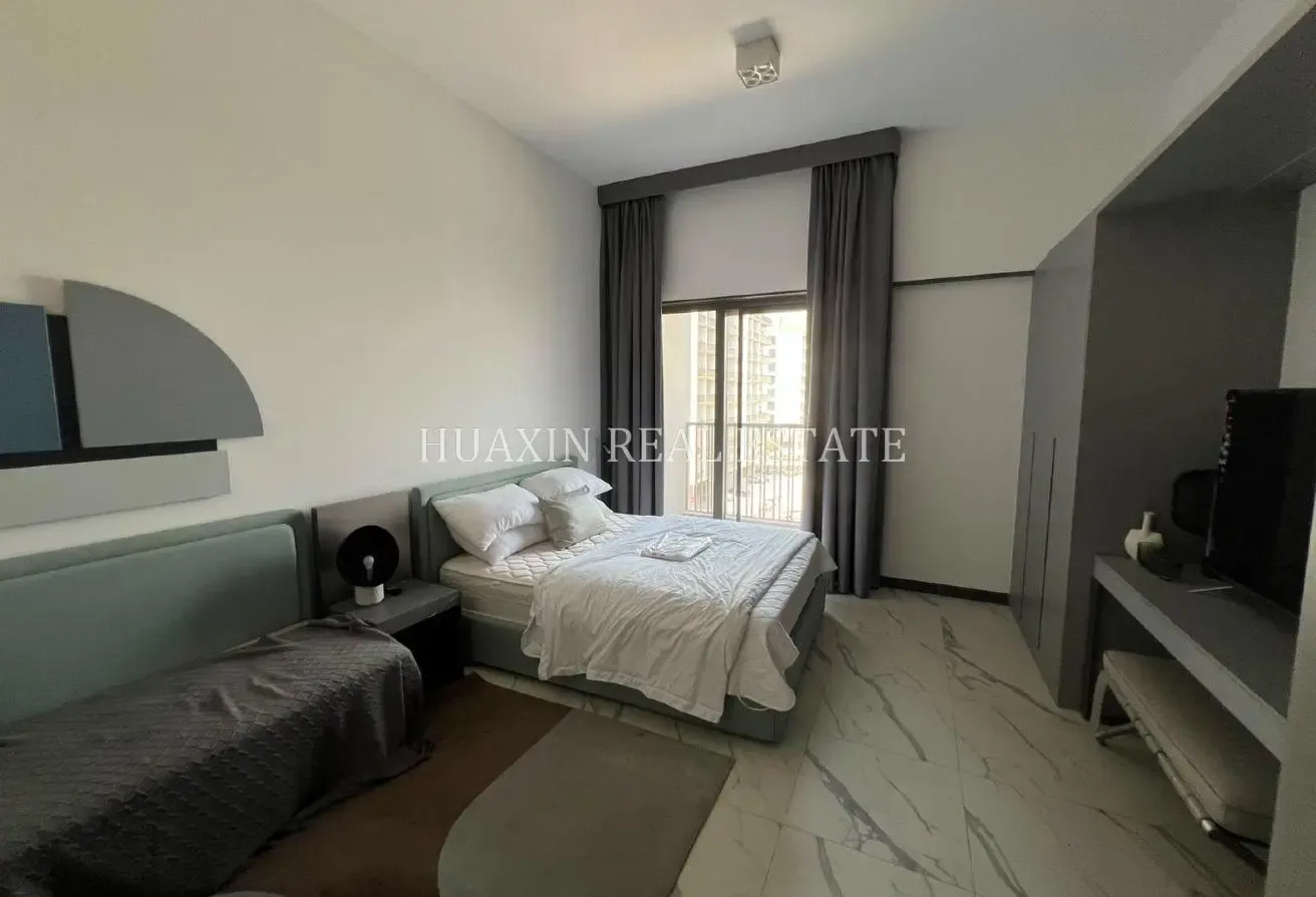 Furnished Studio l Modern l Spacious