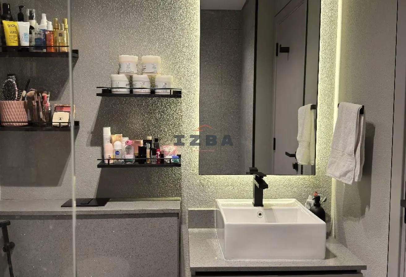 Cozy Studio | High Floor | Community View