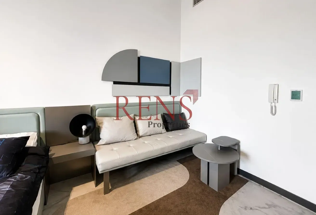 Elegant Studio | Modern Design | Skyline View