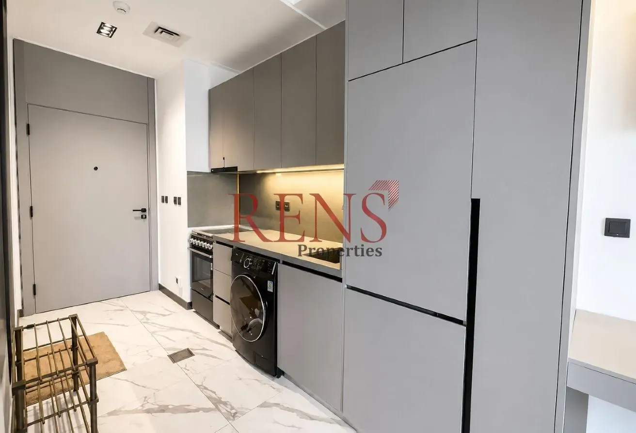 Elegant Studio | Modern Design | Skyline View