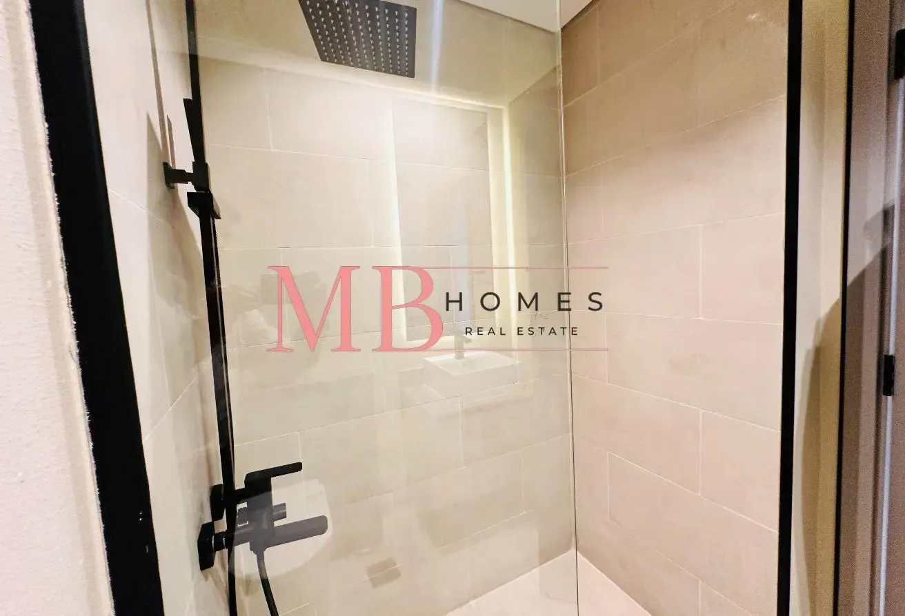 BRIGHT STUDIO | GATED COMMUNITY |  PRIME LOCATION