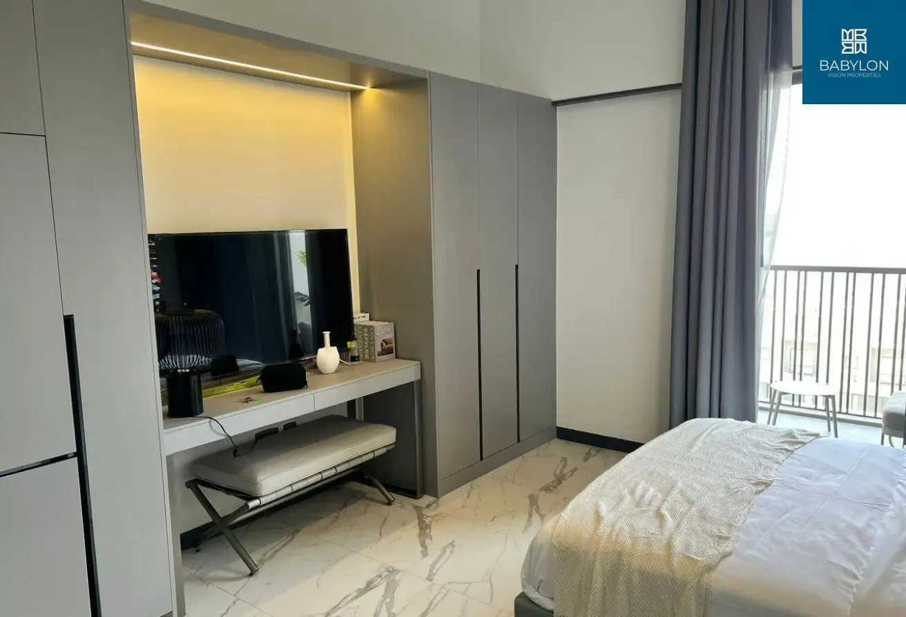 Stylish Studio | Fully Furnished | Community View