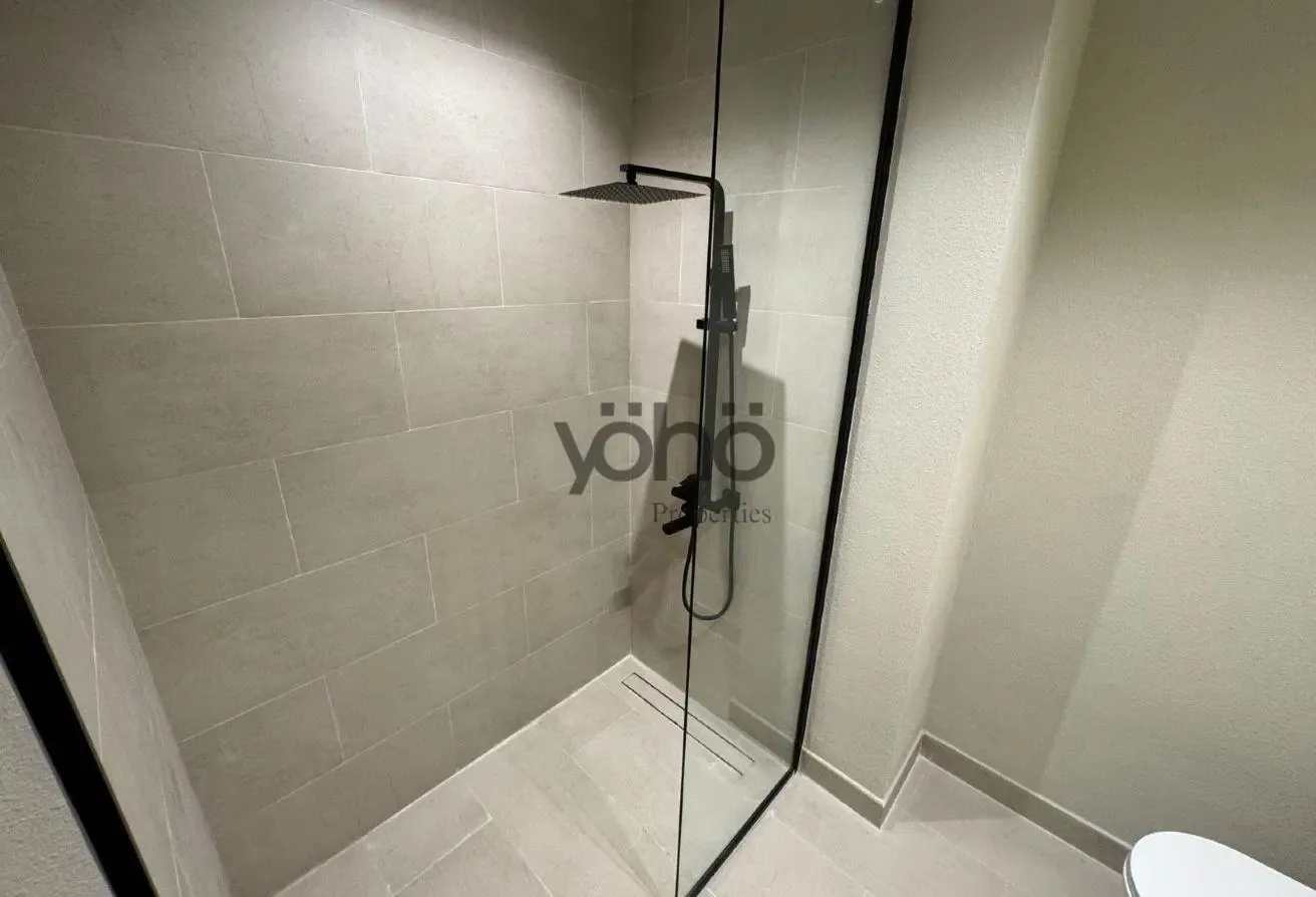 Spacious Layout | Burj Khalifa view | High floor
