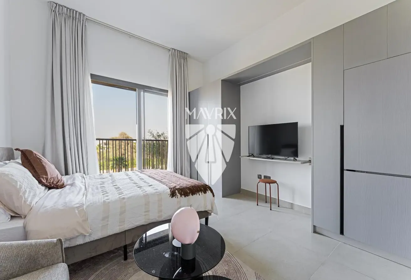 Spacious | Fully Furnished | Multiple Cheques