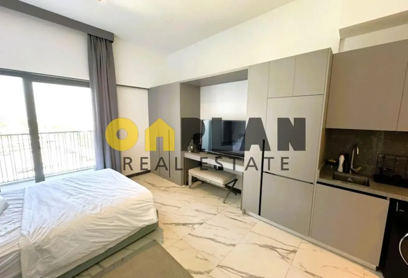 Furnished Studio I Balcony Street View I Vacant