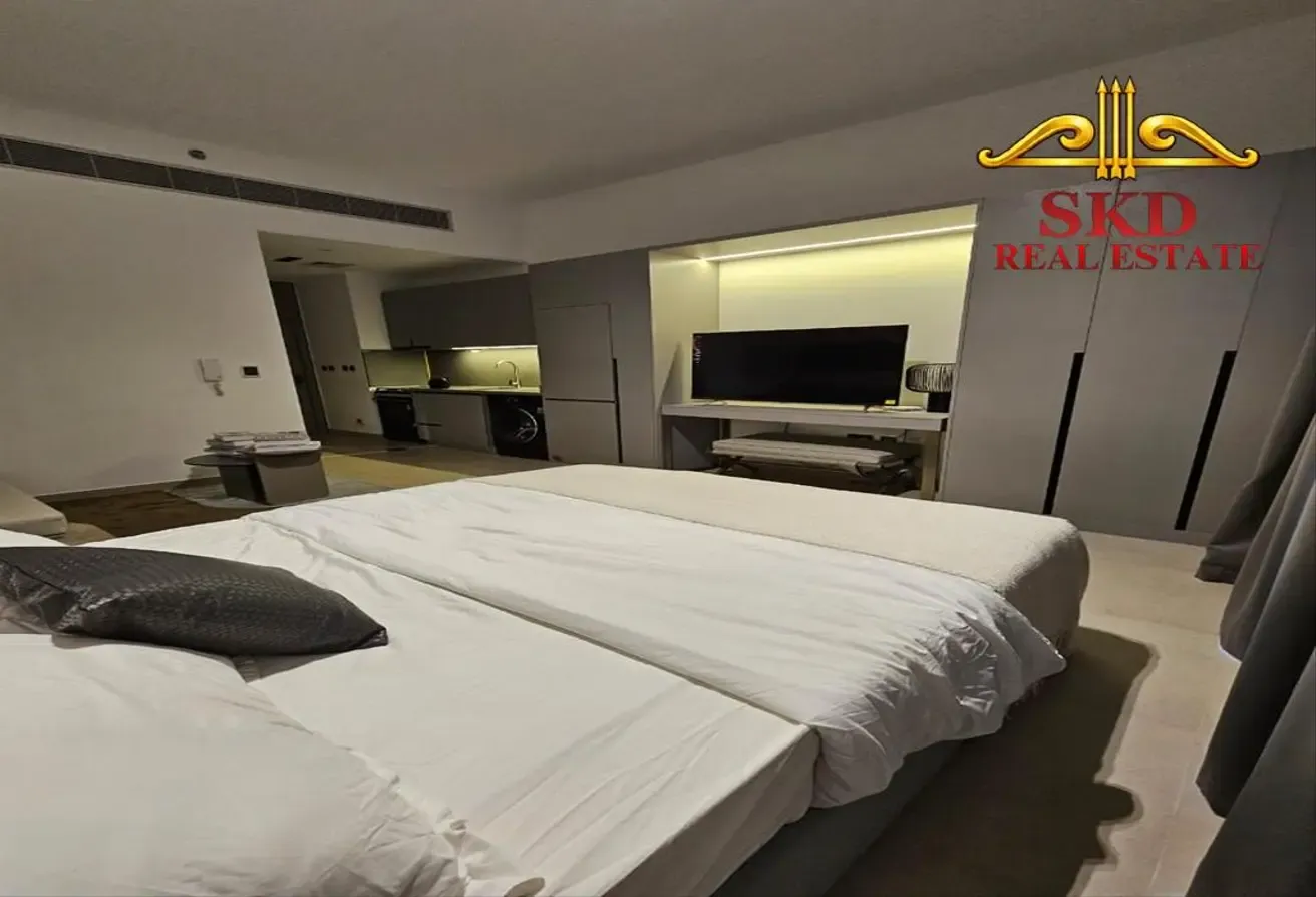 Studio | Fully Furnished | August Availability