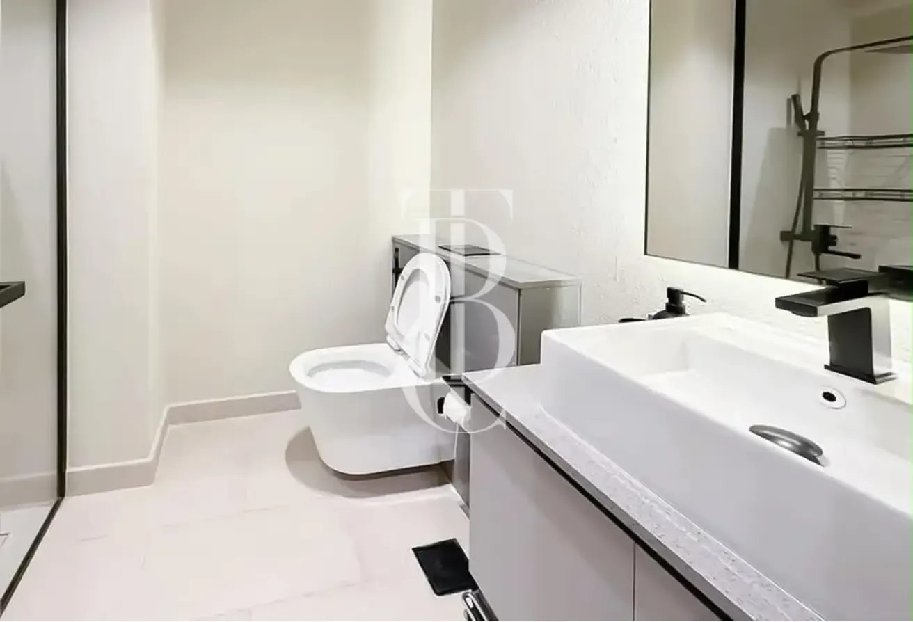 Fully Furnished | Available Now | High Floor