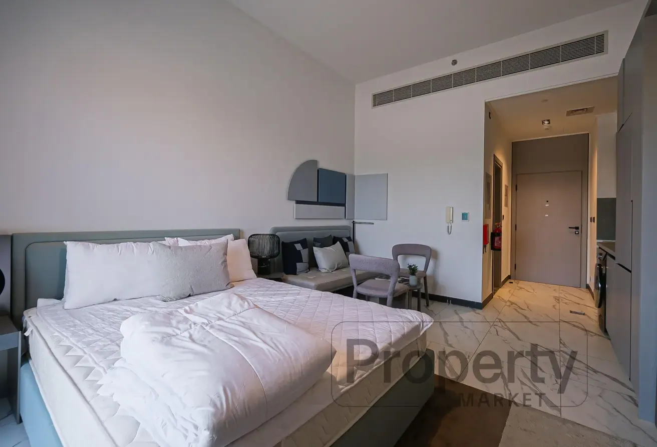 12 Payments Option | Furnished | Balcony
