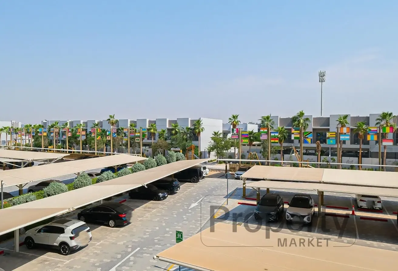 12 Payments Option | Furnished | Balcony