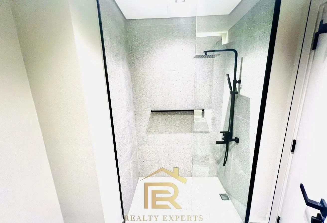 Furnished Studio| High floor | Ready to move in
