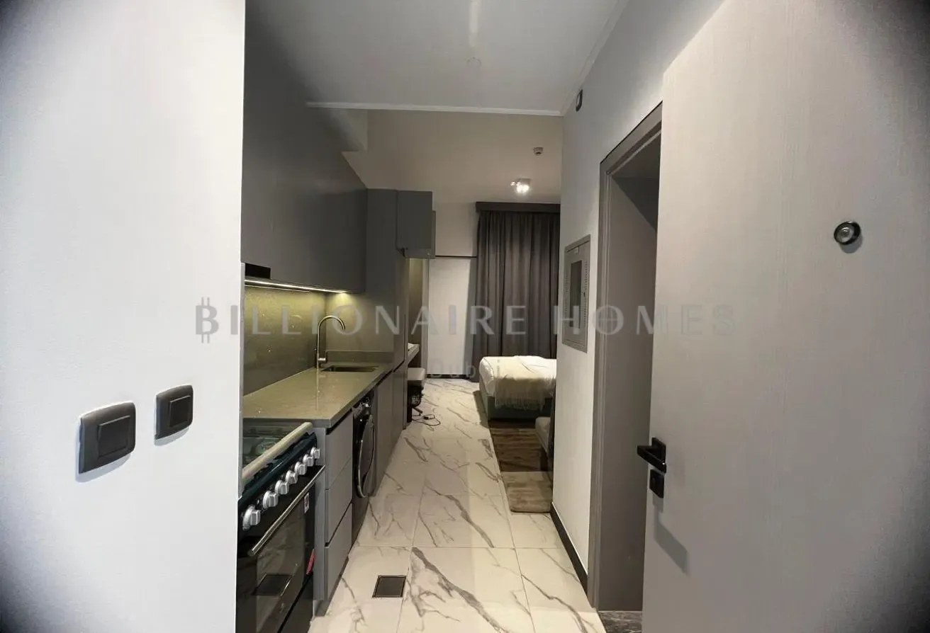 Fully Furnished | Burj Khalifa View | Vacant