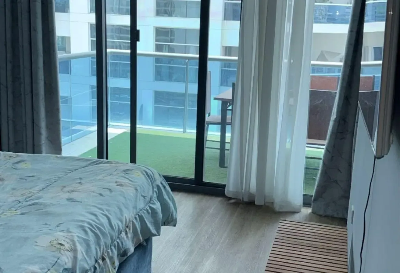 Close to Metro & Marina Walk | Spacious Furnished