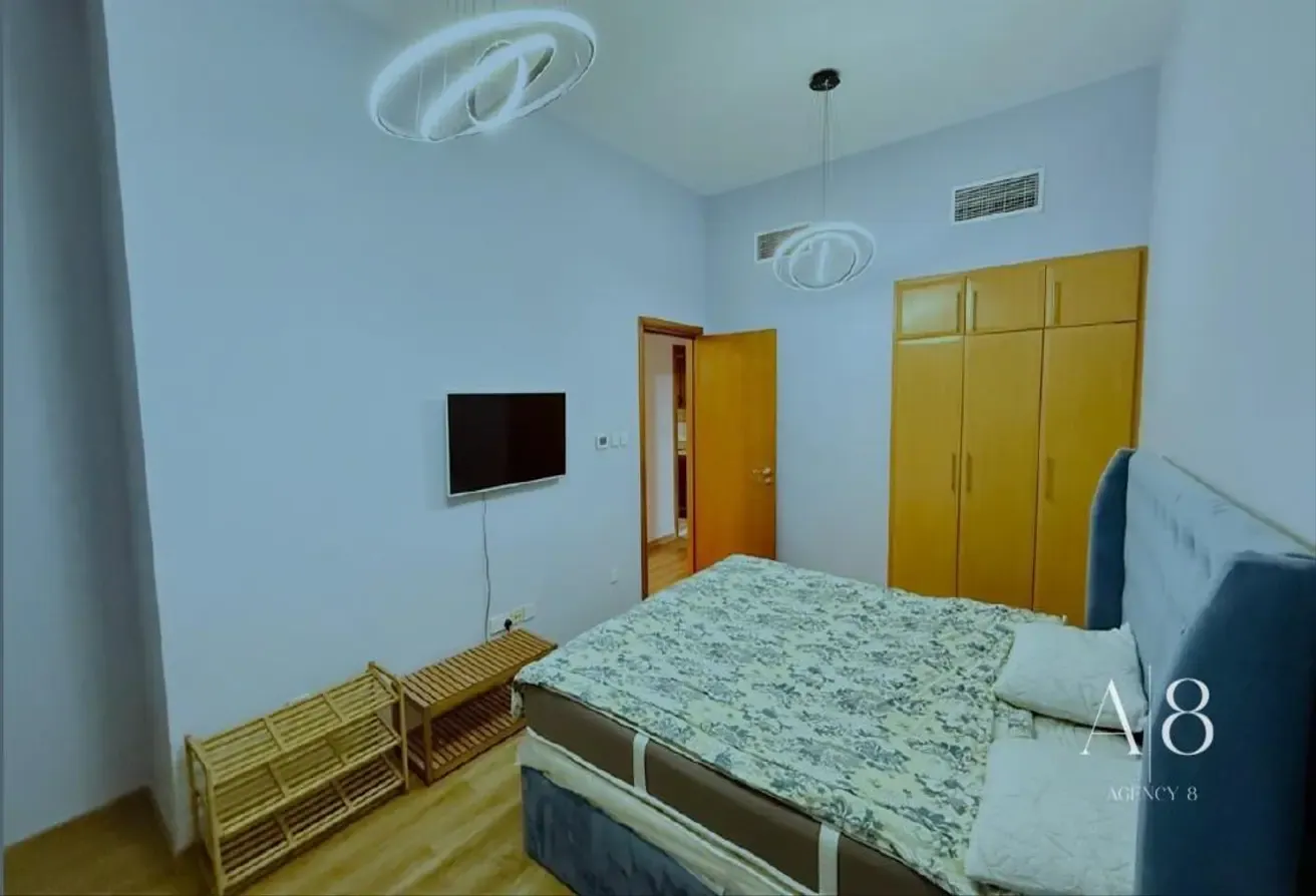 Vacant | Furnished | Next to Metro