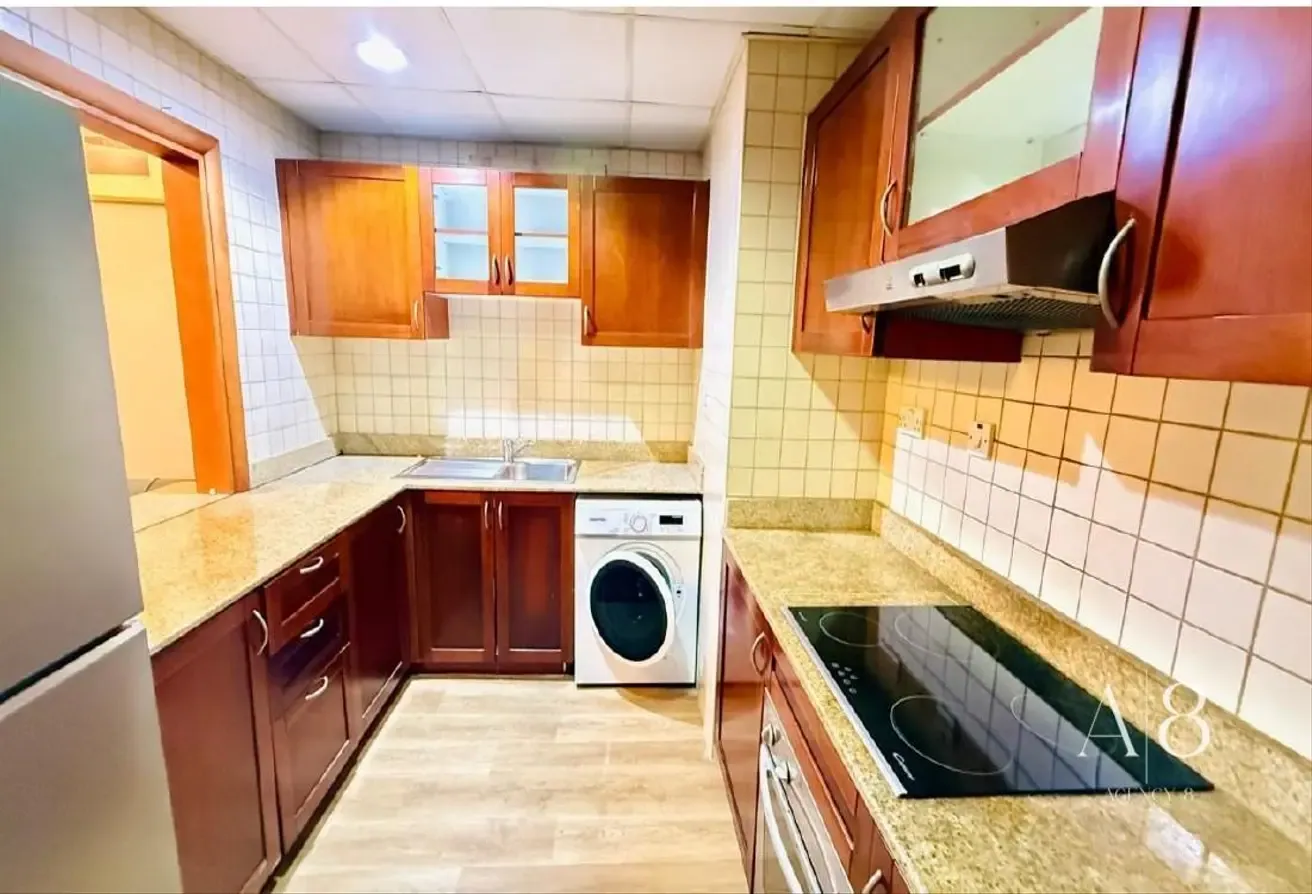 Vacant | Furnished | Next to Metro