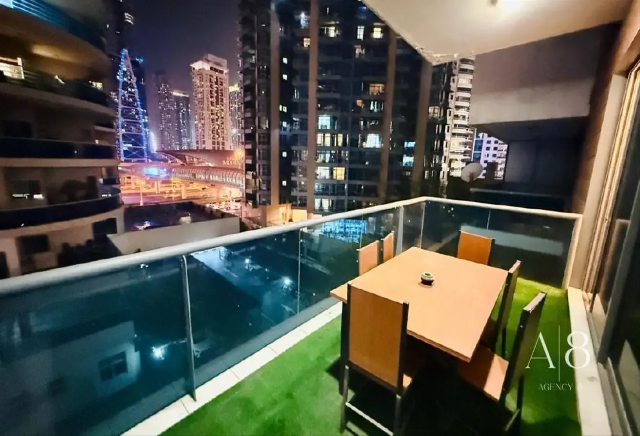 Vacant | Furnished | Next to Metro