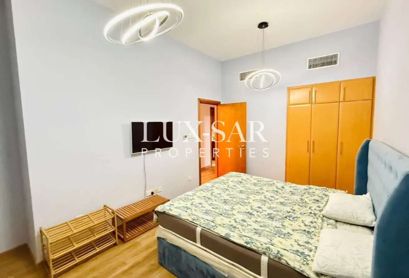 Near Metro | Modern 1BR | City Views