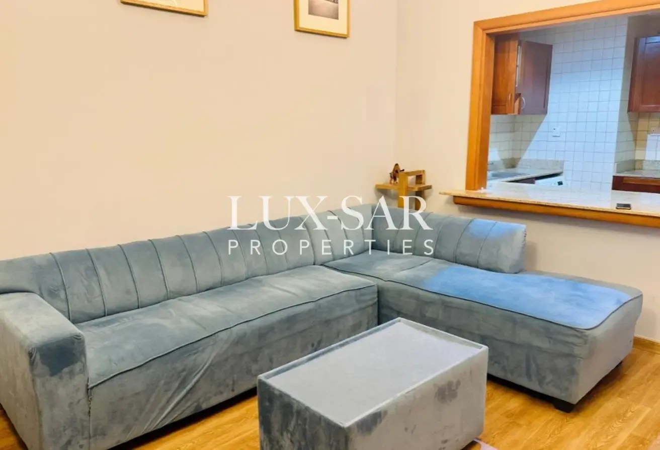 Near Metro | Modern 1BR | City Views