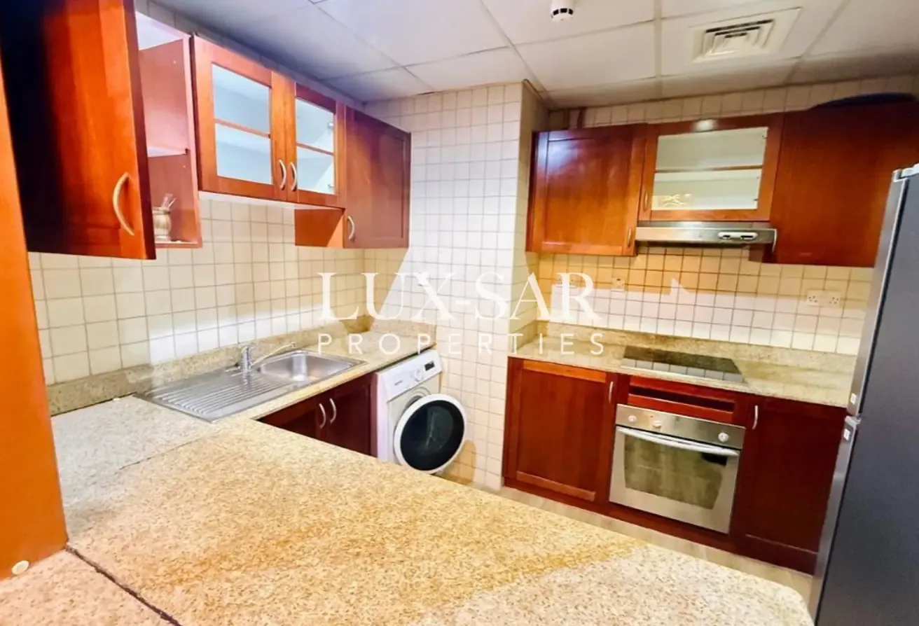Near Metro | Modern 1BR | City Views