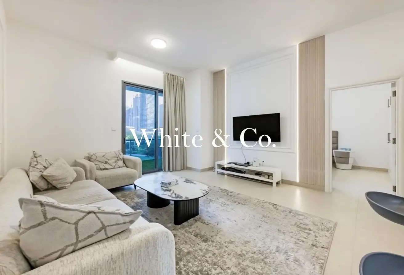 PREMIUM FURNISHED | UPGRADED | AVAILABLE