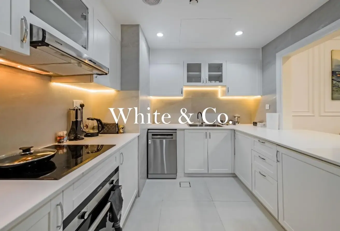 PREMIUM FURNISHED | UPGRADED | AVAILABLE